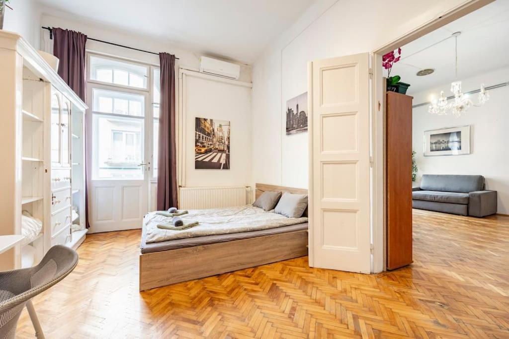 The Gem Apartment Budapest Exterior photo