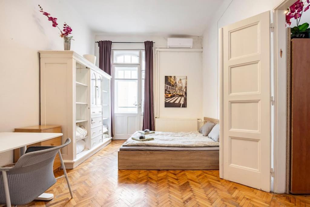 The Gem Apartment Budapest Exterior photo