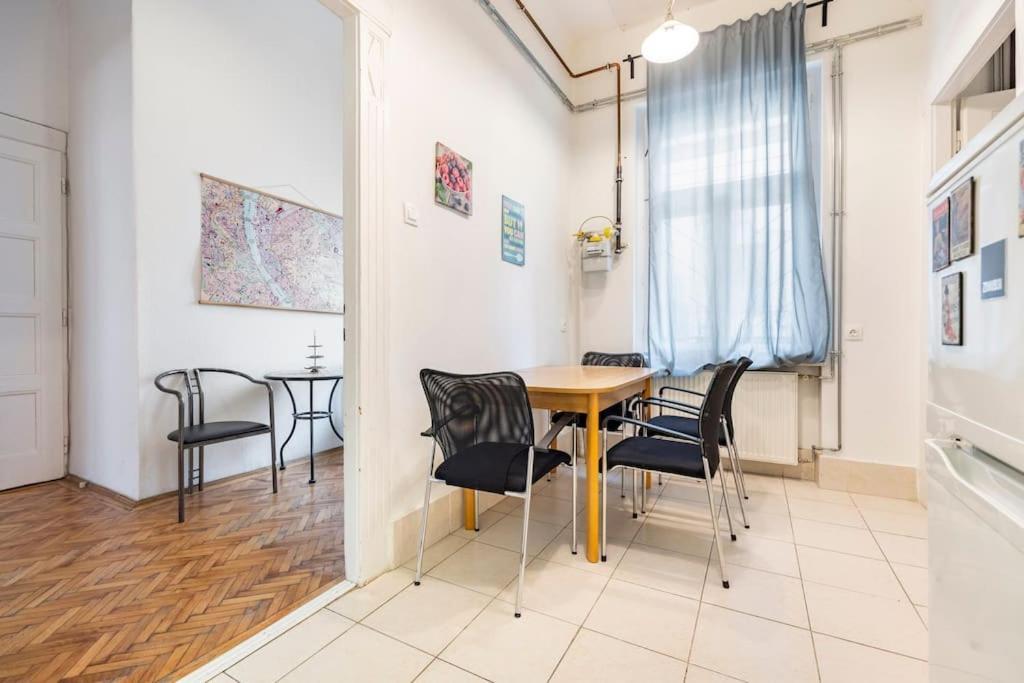 The Gem Apartment Budapest Exterior photo